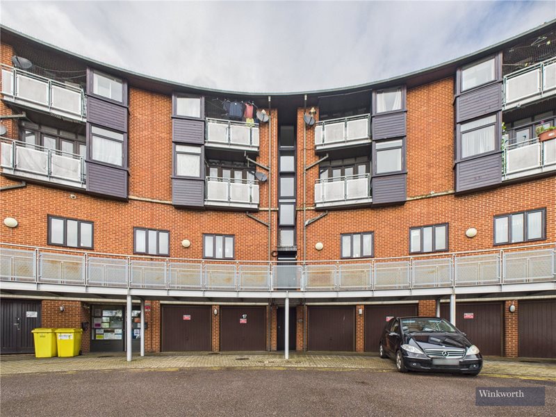 Nash Way, Kenton, Harrow, HA3