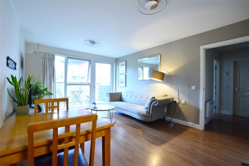 Tarves Way, London, SE10