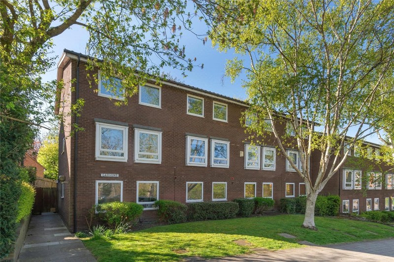 Dulwich Wood Avenue, London, SE19