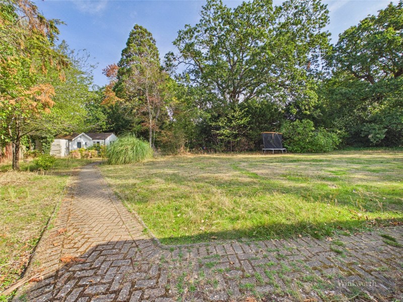 The Paddocks, Weybridge, KT13