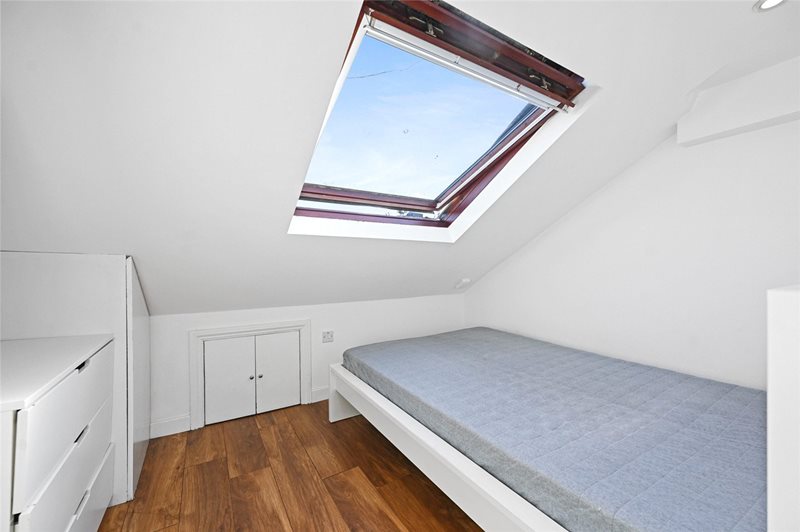 Bloemfontein Avenue, London, W12