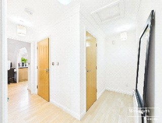 Great North Way, London, NW4