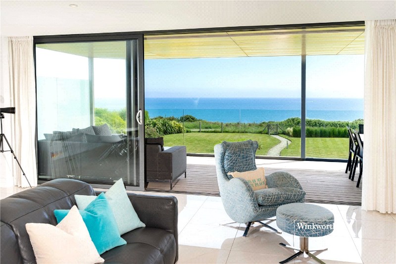 Wharncliffe Road, Highcliffe, Christchurch, Dorset, BH23