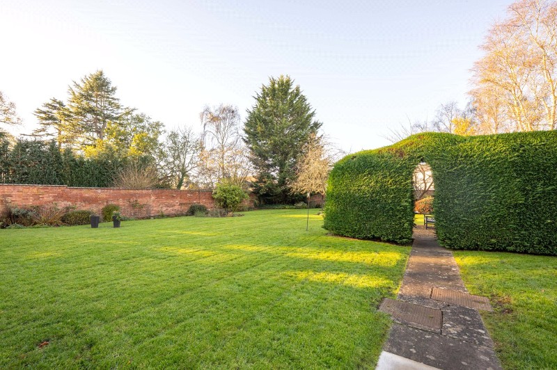 Kenilworth Road, Leamington Spa, Warwickshire, CV32