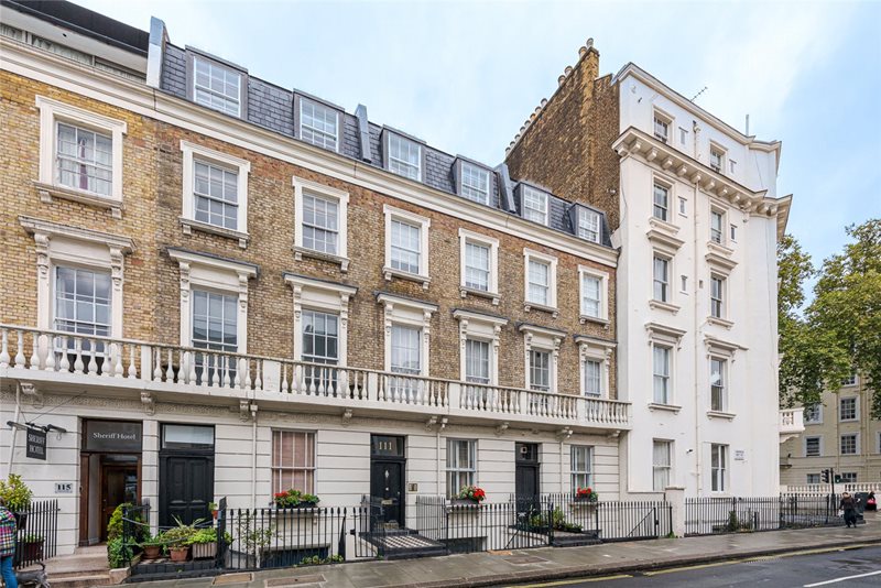 Warwick Way, London, SW1V