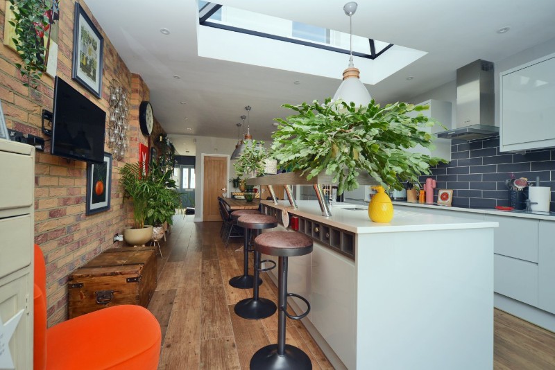 Longfellow Road, Worcester Park, KT4