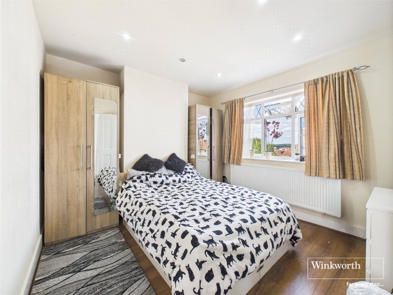 Summit Close, London, NW9