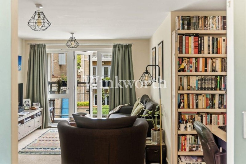 Princes Close, London, N4