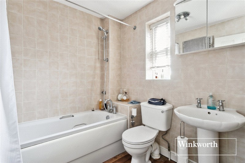 Laurel Fields, Potters Bar, EN6