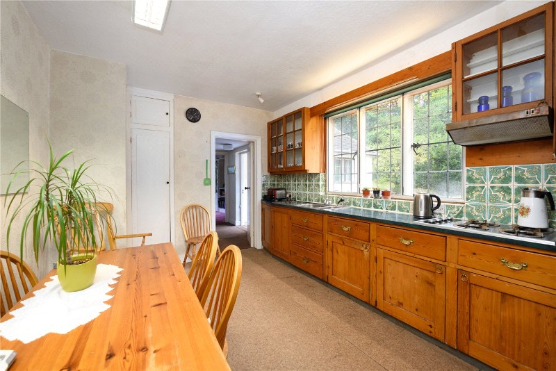 Byfleet Road, Cobham, Surrey, KT11