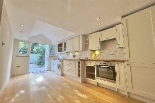 Lakes Lane, Beaconsfield, HP9
