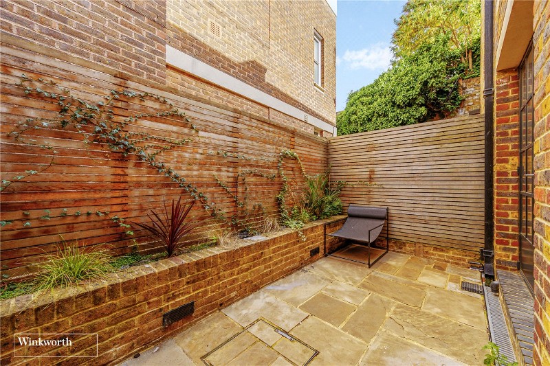 Water Lane, Richmond, TW9