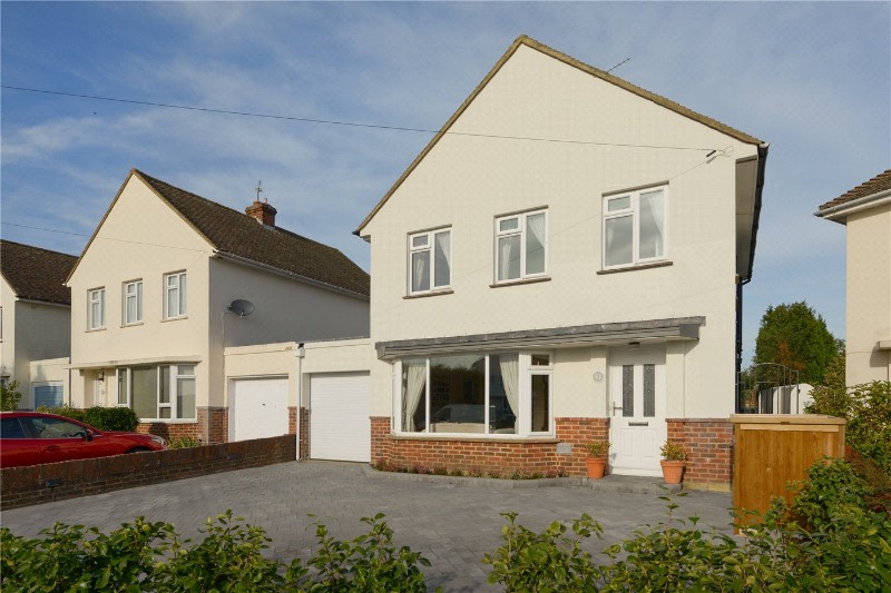 4 bedroom property for sale in Garden Close, Rough Common, Canterbury