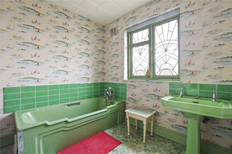 Dobree Avenue, London, NW10