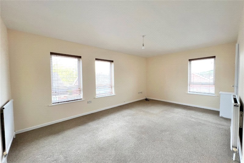 Oakley, Northcroft, Wooburn Green, HP10
