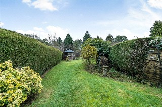 Tilford Road, Tilford, Farnham, Surrey, GU10