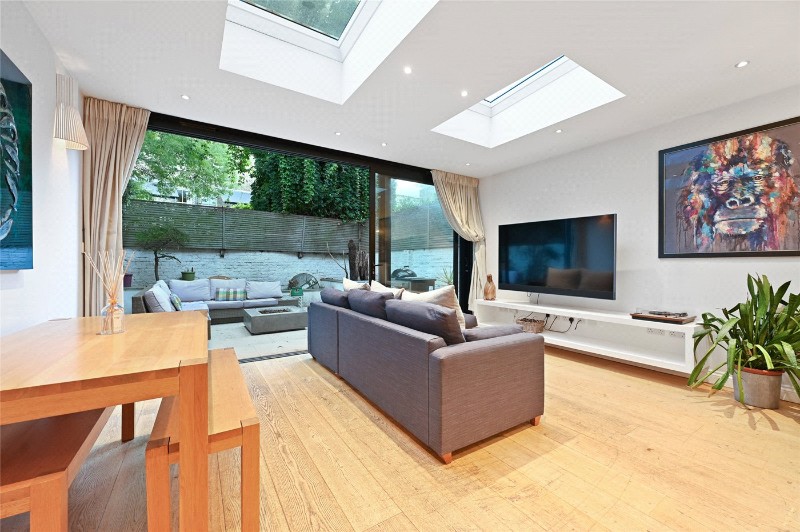Melrose Gardens, London, W6