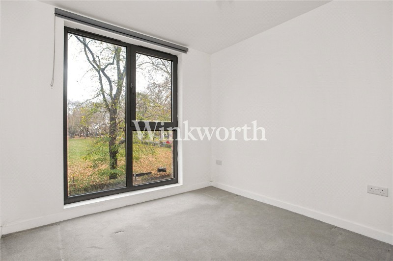 Frobisher Road, London, N8