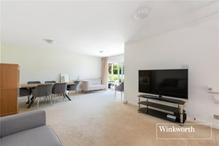 Hendon Lane, Finchley, London, N3