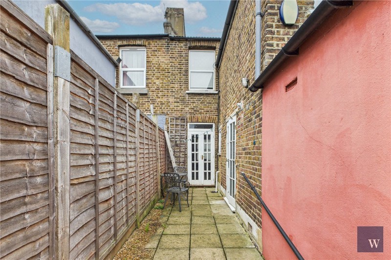Colmer Road, London, SW16
