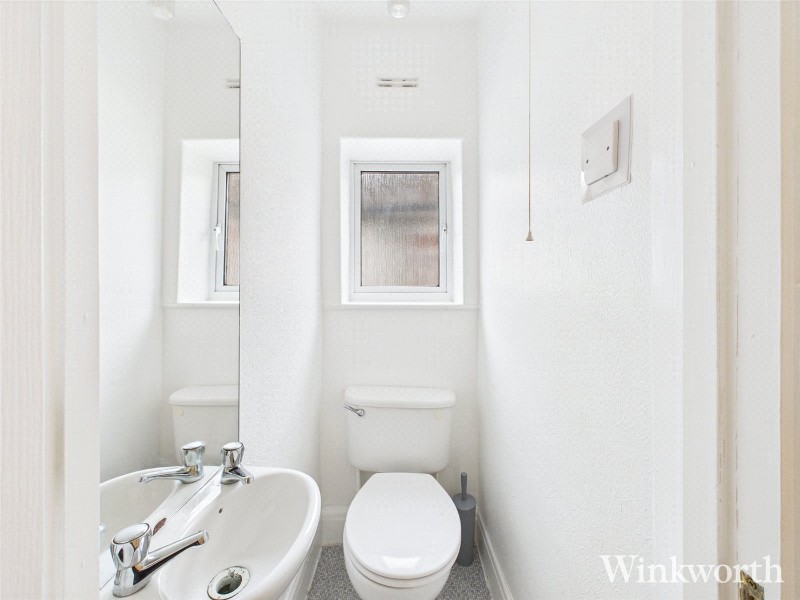 Cleveley Crescent, London, W5