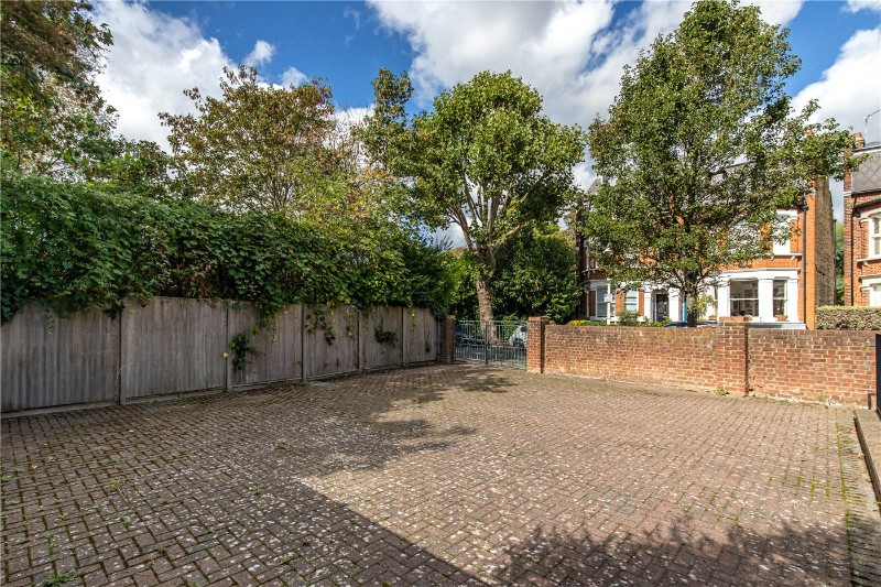 Lammas Park Road, Ealing, W5