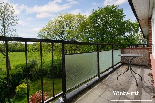 Knowl Park, Elstree, Borehamwood, Hertfordshire, WD6