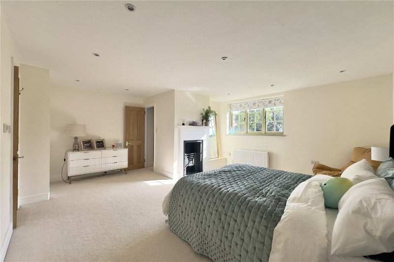 Denham Lane, Chalfont St. Peter, Gerrards Cross, Buckinghamshire, SL9
