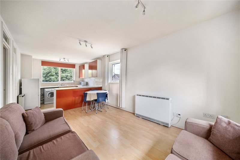 Shipwright Road, London, SE16