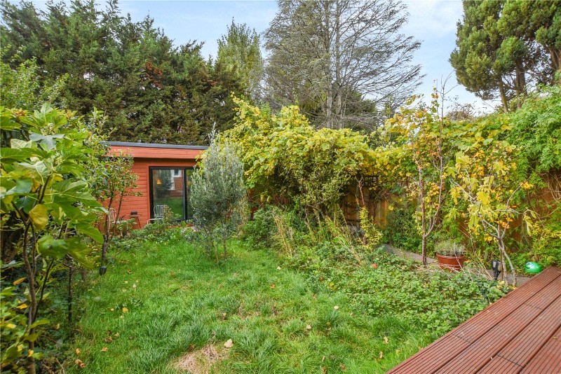 Longstone Avenue, London, NW10