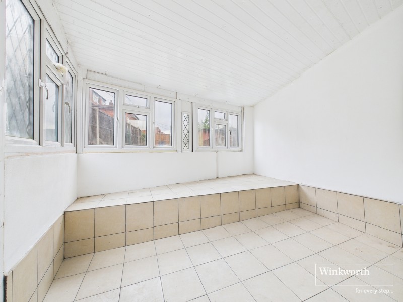 Dallas Road, Hendon, London, NW4