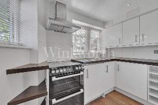 Golders Green Road, London, NW11