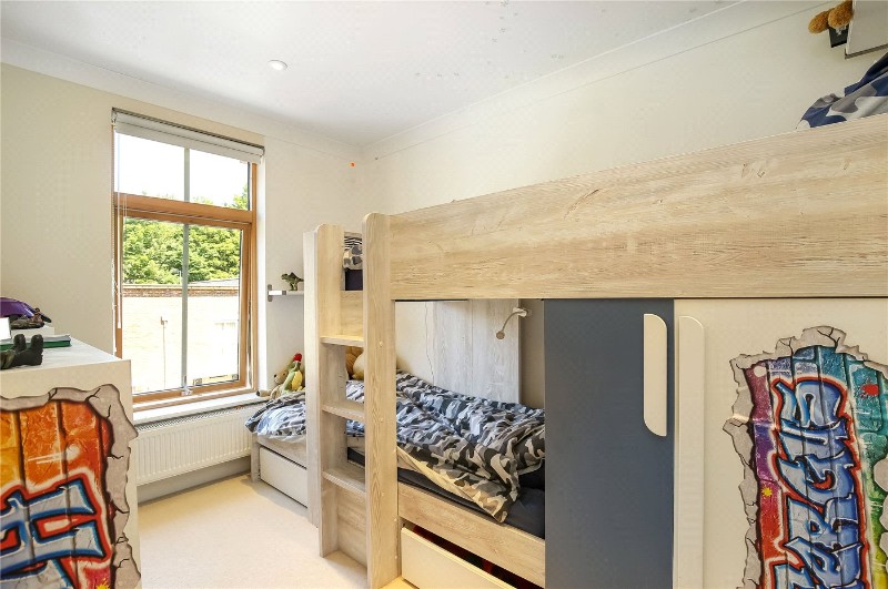 Thistledown Close, Winchester, Hampshire, SO22