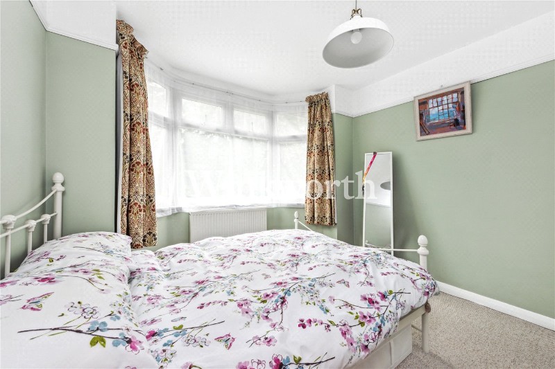 Brownlow Road, London, N11