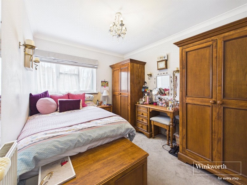 Sturgess Avenue, Hendon, London, NW4