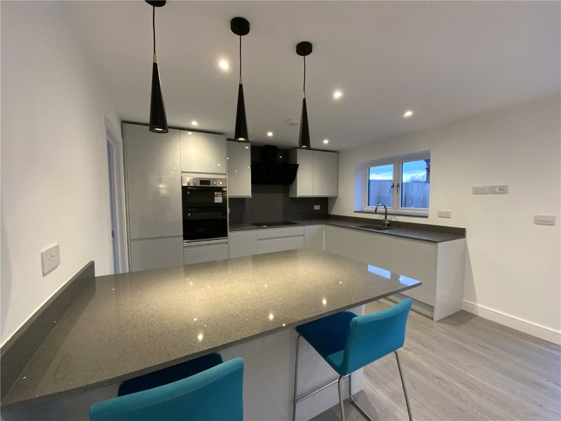 Willis Close, Great Bedwyn, Marlborough, Wiltshire, SN8