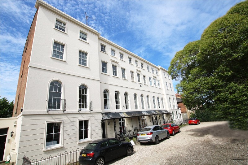Heritage Court, Castle Hill, Reading, Berkshire, RG1
