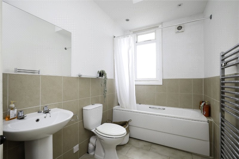 Woodgrange Avenue, London, W5