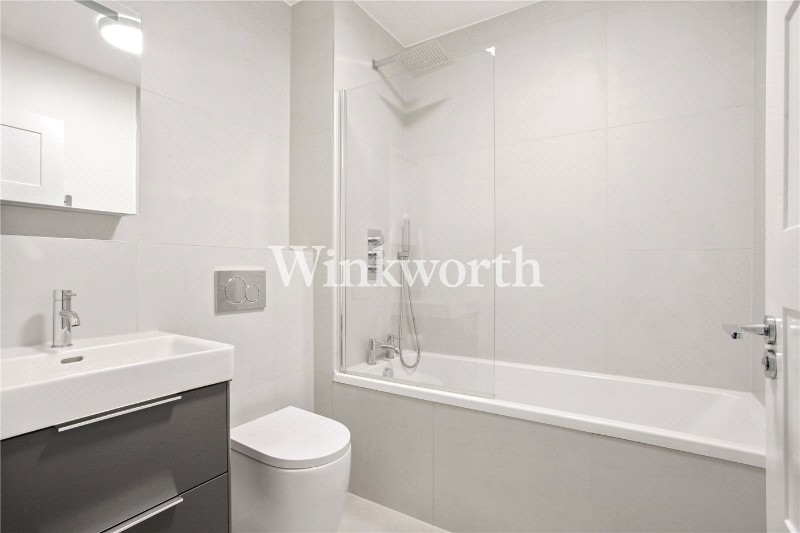 Frobisher Road, London, N8