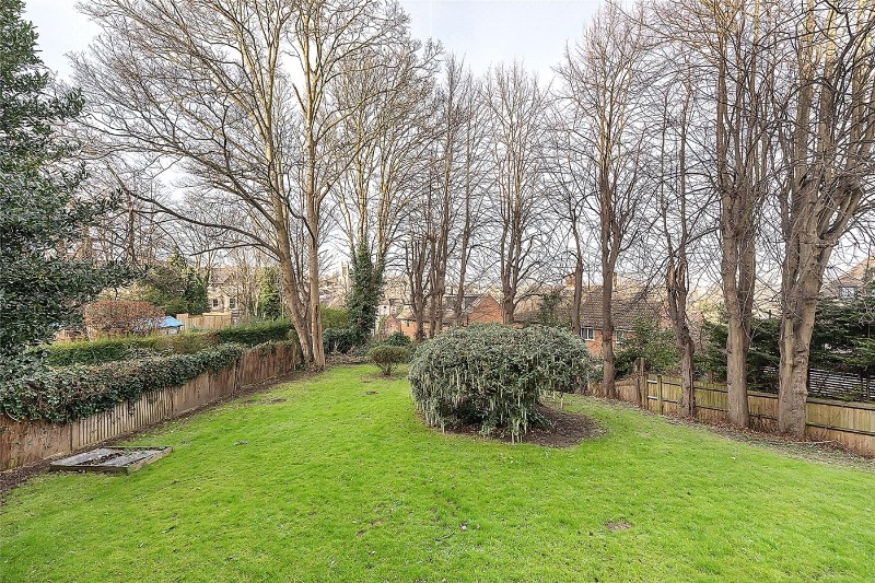 Farquhar Road, London, SE19
