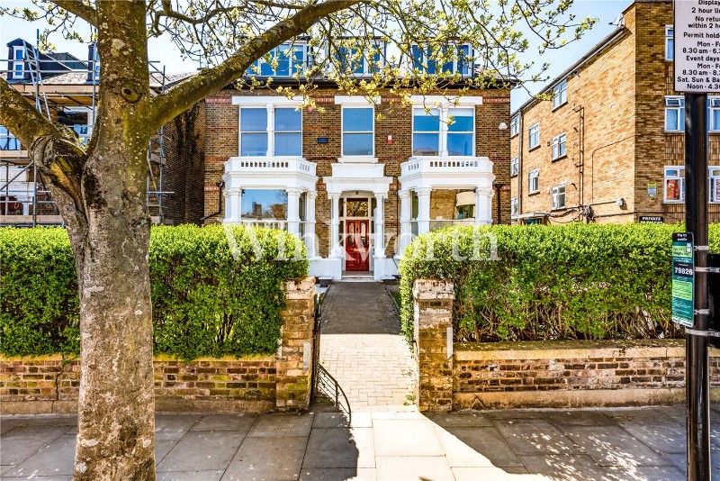 Queens Drive, London, N4