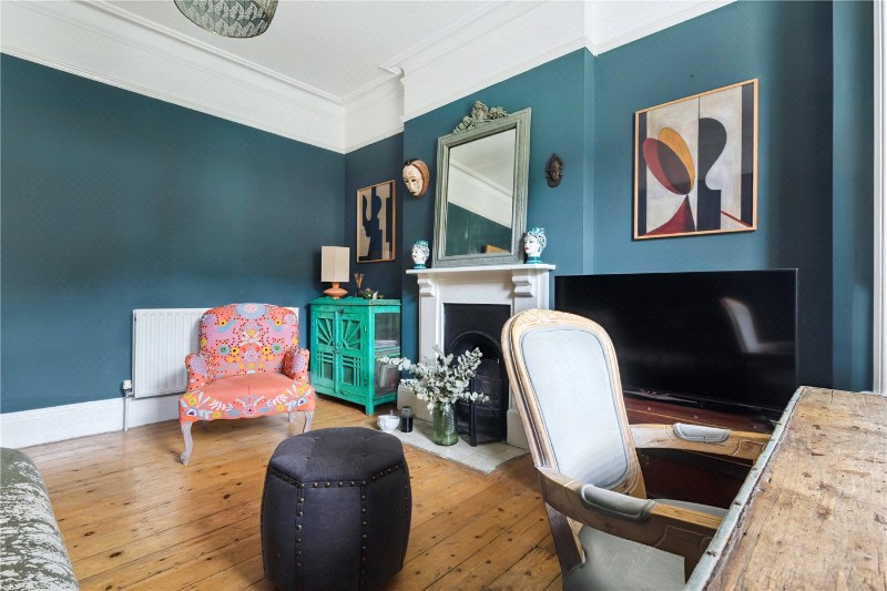Hailsham Avenue, London, SW2