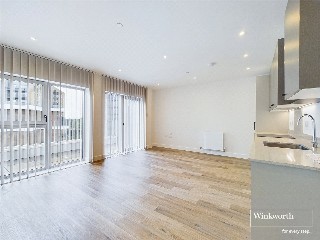 Flagstaff Road, Bankside Gardens, Reading, Berkshire, RG2