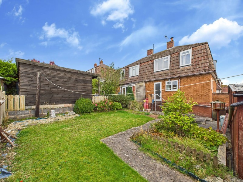 Godfreys Gardens, Bow, Crediton, Devon, EX17