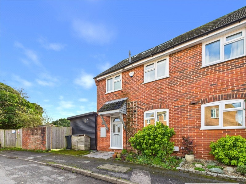 Russell Road, Newbury, Berkshire, RG14