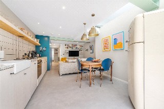 Lyndhurst Way, Peckham Rye, London, SE15