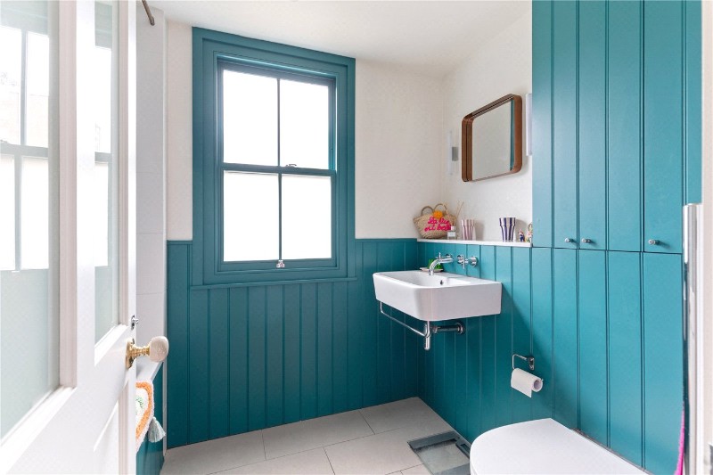 Bouverie Road, London, N16