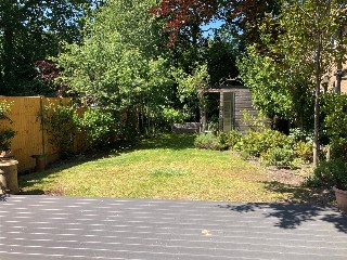 New Wokingham Road, Crowthorne, Berkshire, RG45