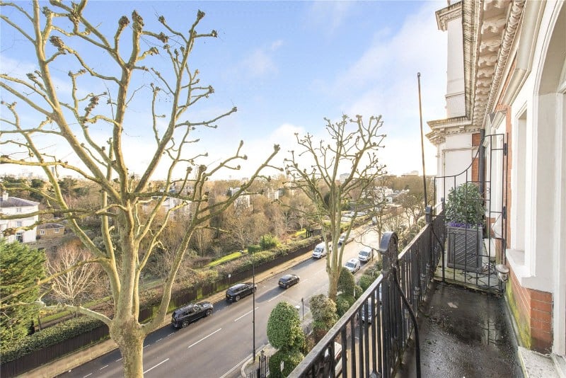 North Gate, Prince Albert Road, St John&#39;s Wood, London, NW8