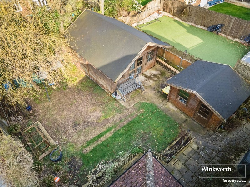 Wolmer Gardens, Edgware, HA8